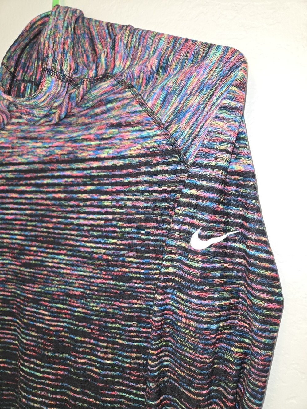 Nike Pro Hyperwarm Cowl Neck, Long Sleeve Pullover, Size Large - Picture 5 of 5